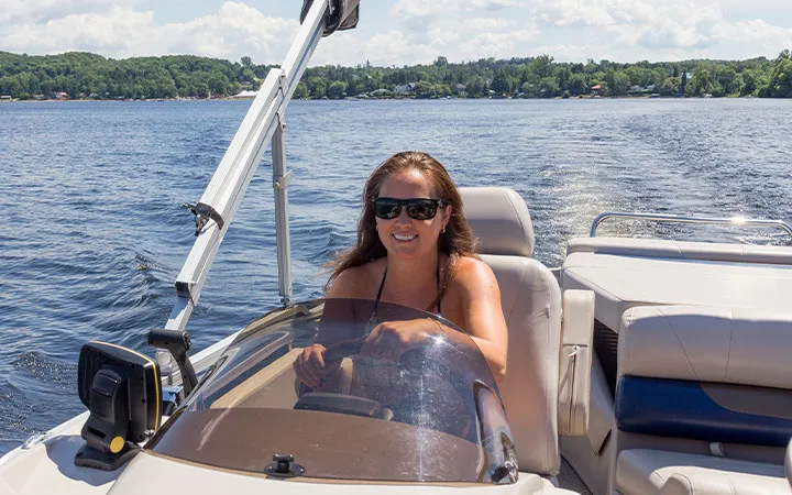 Pontoon boat rental on the Intracoastal Waterway in Myrtle Beach